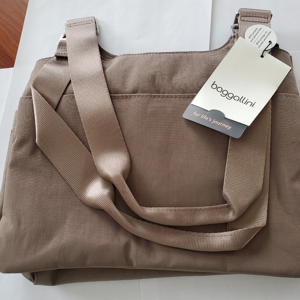 Baggallini multipurpose bag